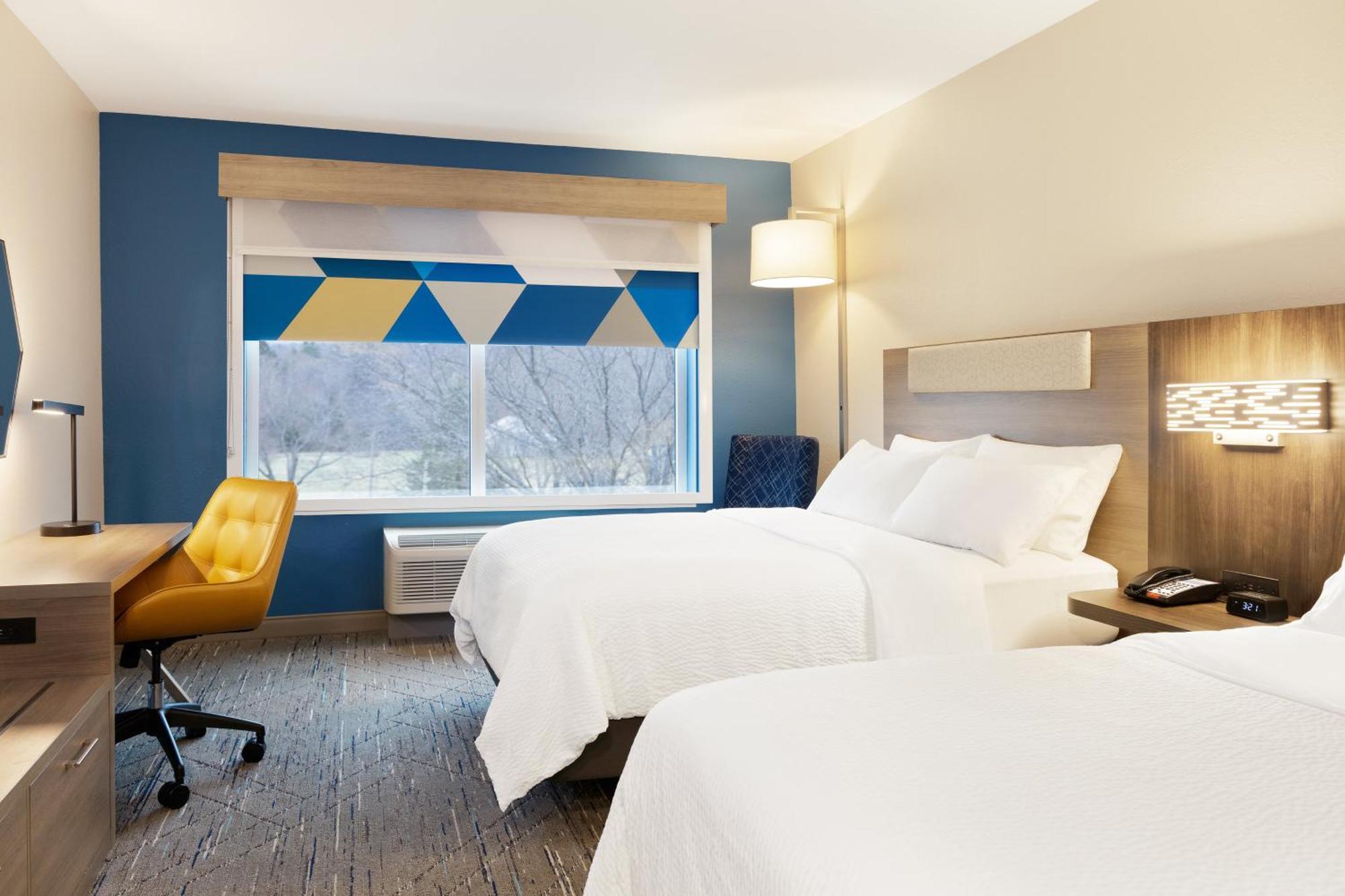Holiday Inn Express Hotel & Suites Drums-Hazelton By Ihg Екстер'єр фото